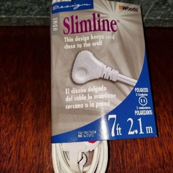 ELECTRICAL CORDS Outlet Grounded Power Strip & 7 FT Slimline Extension SET NWT - Picture 3 of 7